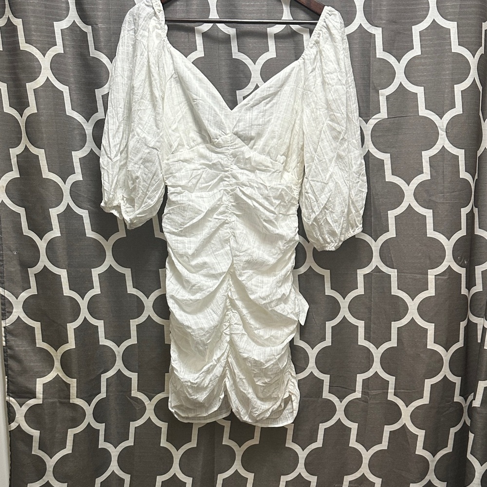 Chic White Ruched Long Sleeve Dress